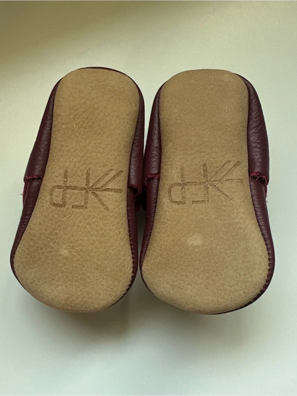 Freshly Picked Soft Sole Knotted Bow Moccasins Shoes Winterberry Size 3